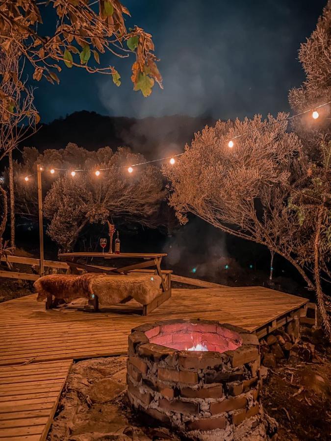 Cabana Estilo Celeiro Em อูรูบิซิ ภายนอก รูปภาพ